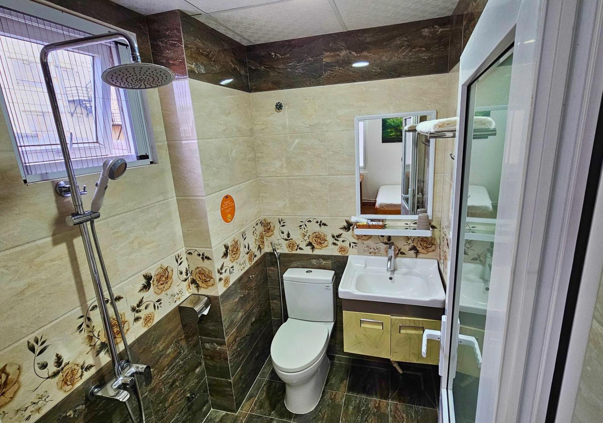 Maxim Hotel Da Lat Zewnętrze zdjęcie